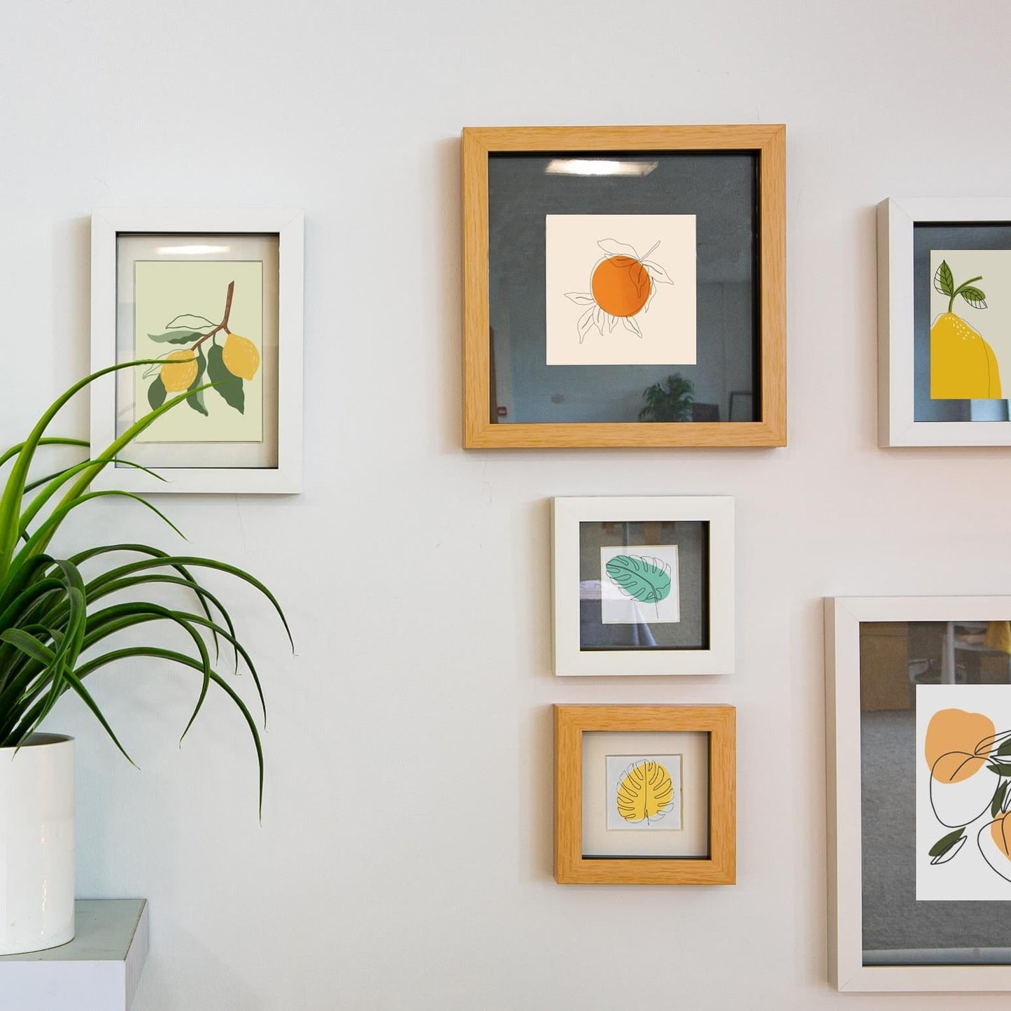 6" x 6" Black 3D Box Photo Frame - with 4" x 4" Mount