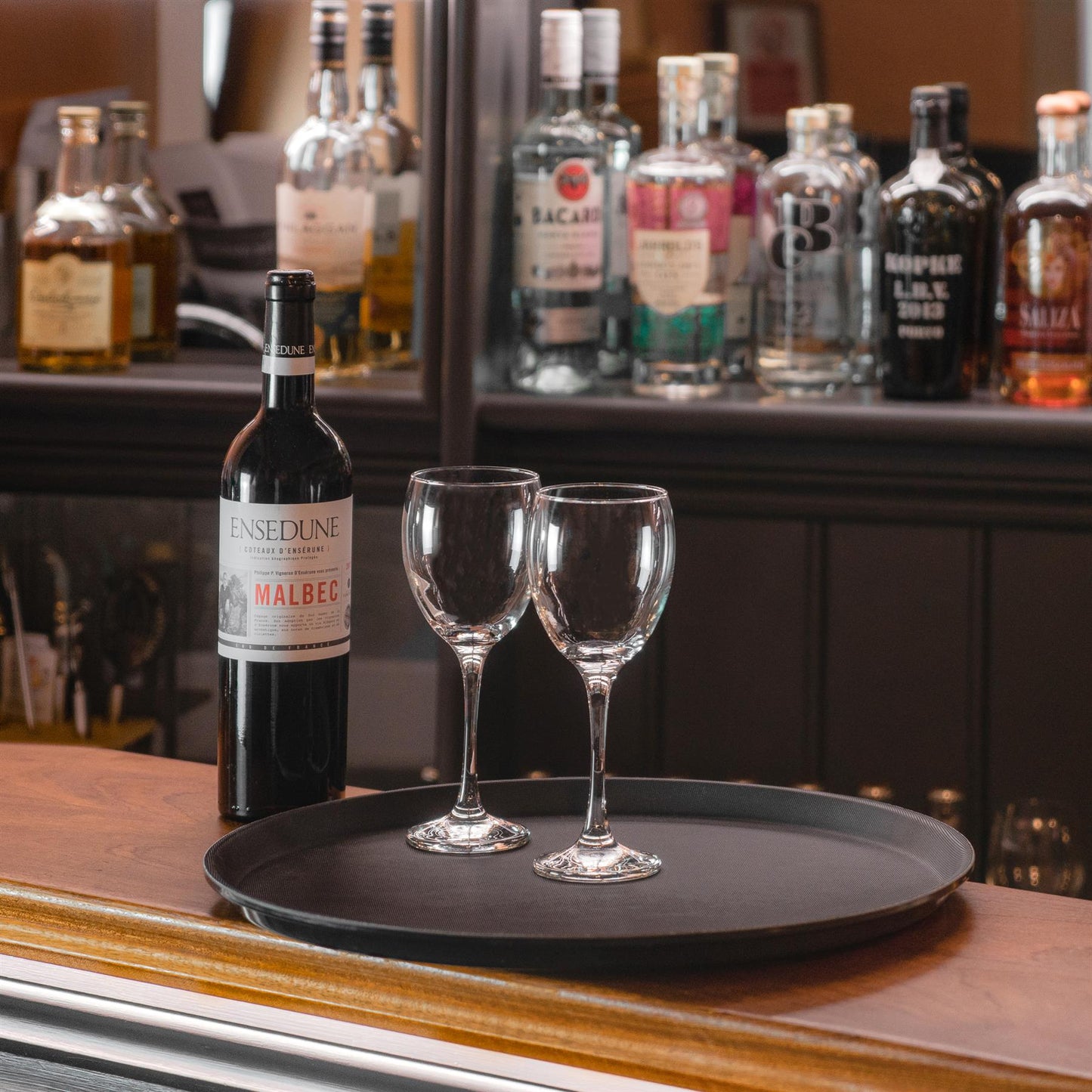 Black 73.5cm x 60cm Oval Non-Slip Serving Tray