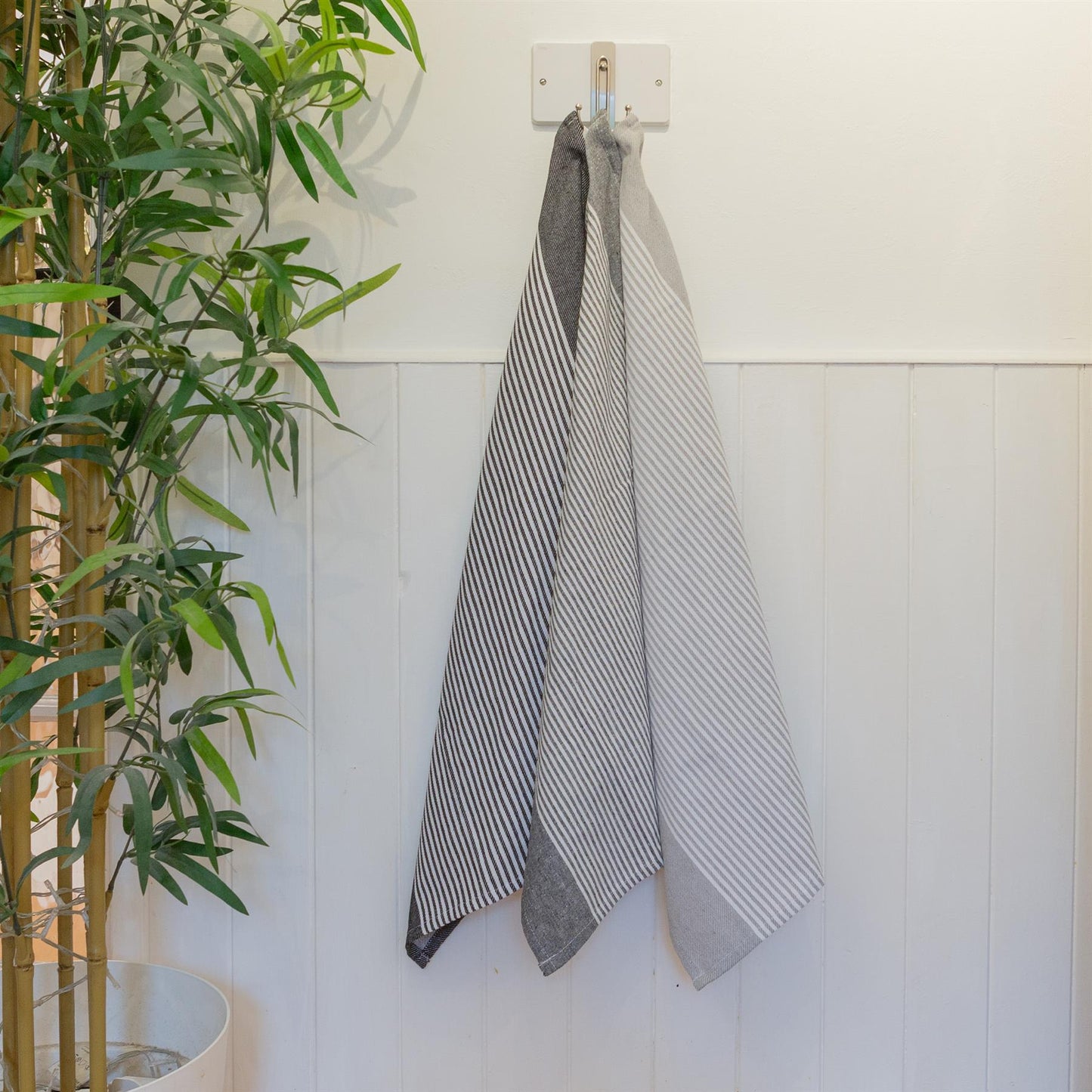 Pinstripe 70cm x 50cm Cotton Tea Towel