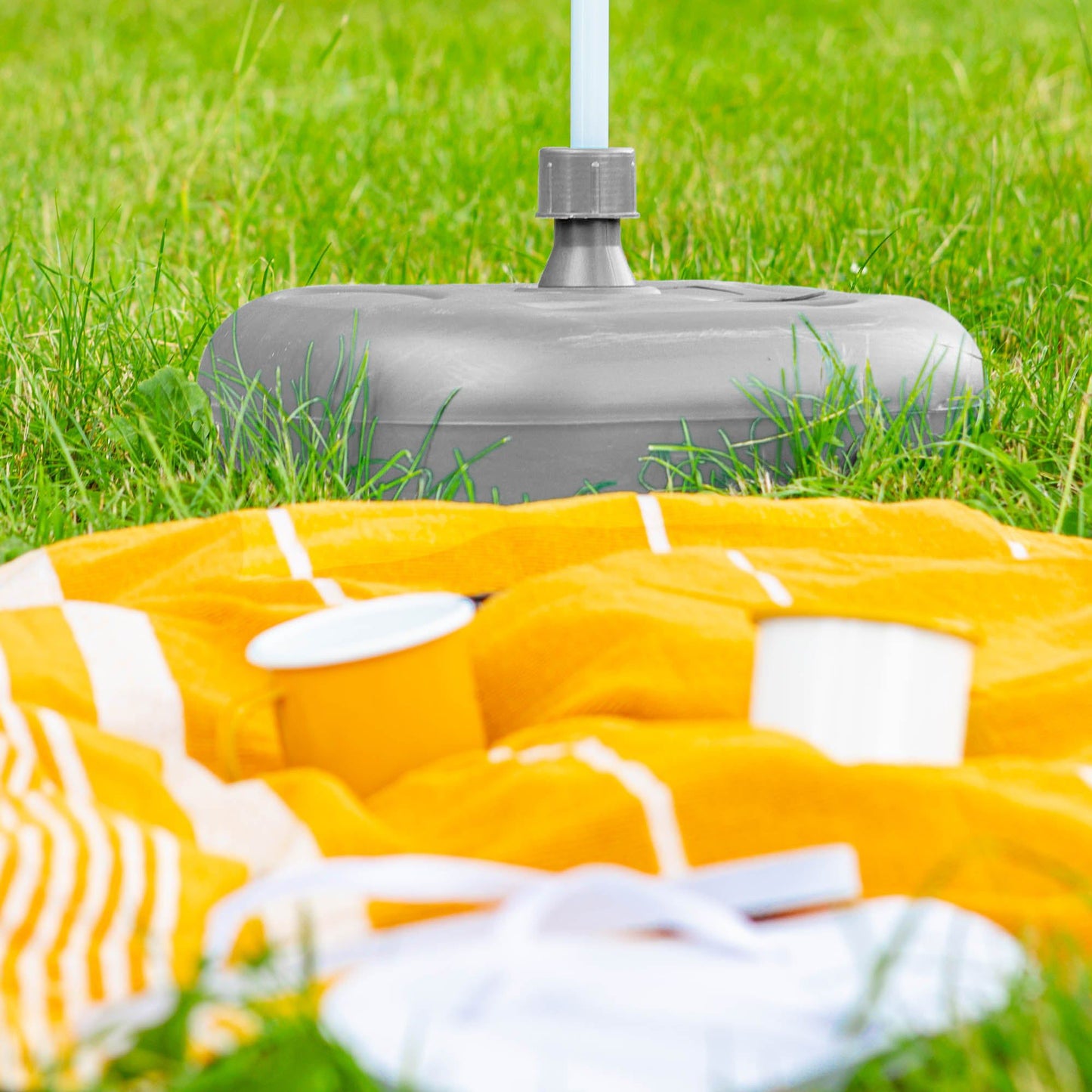 20L Plastic Fillable Parasol Base