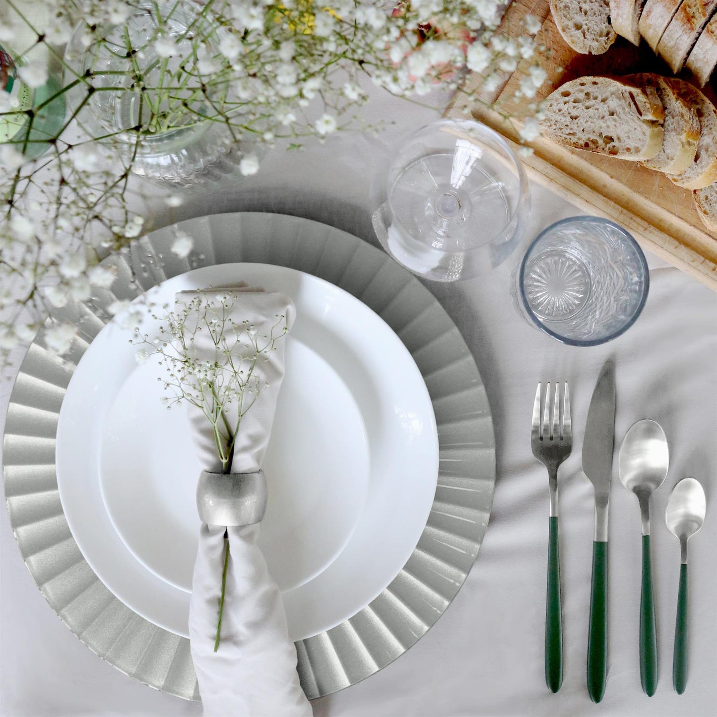 Round Fluted Charger Plates - 33cm - Pack of 6