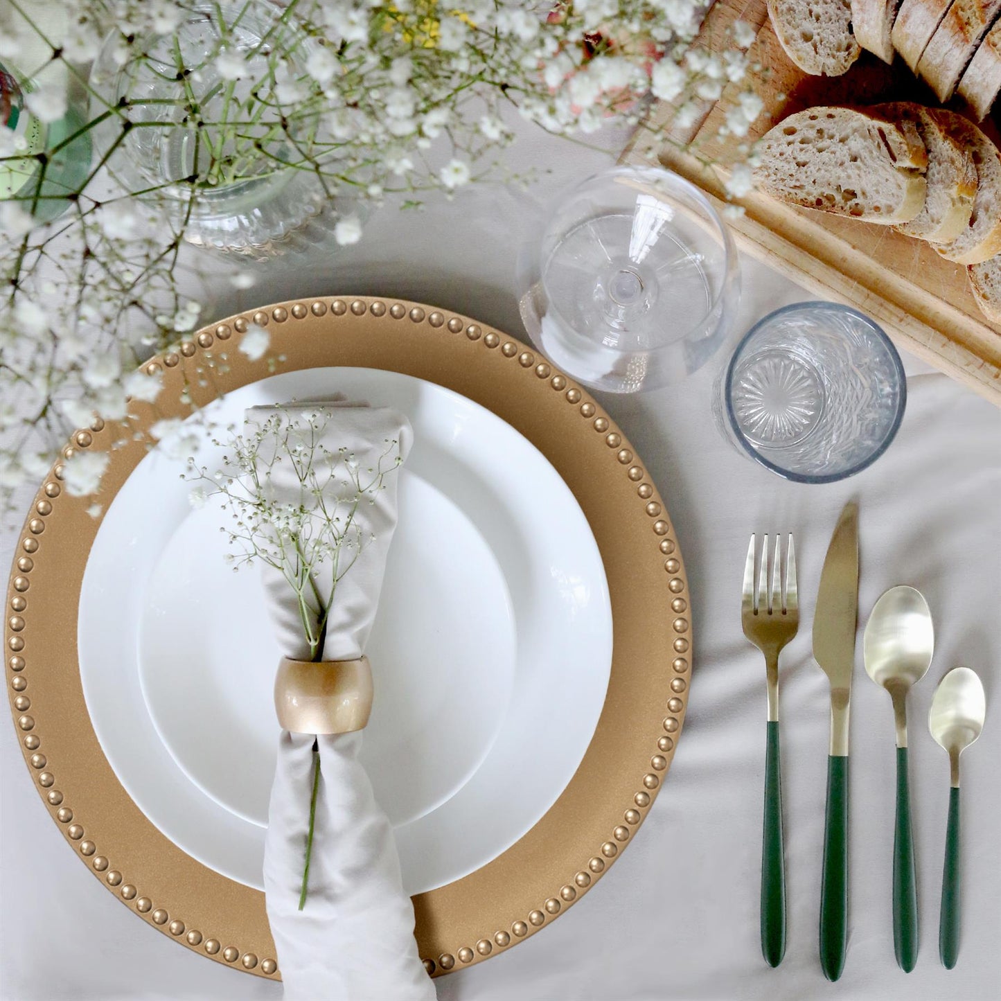 18pc Round Beaded Charger Plates Set - 33cm