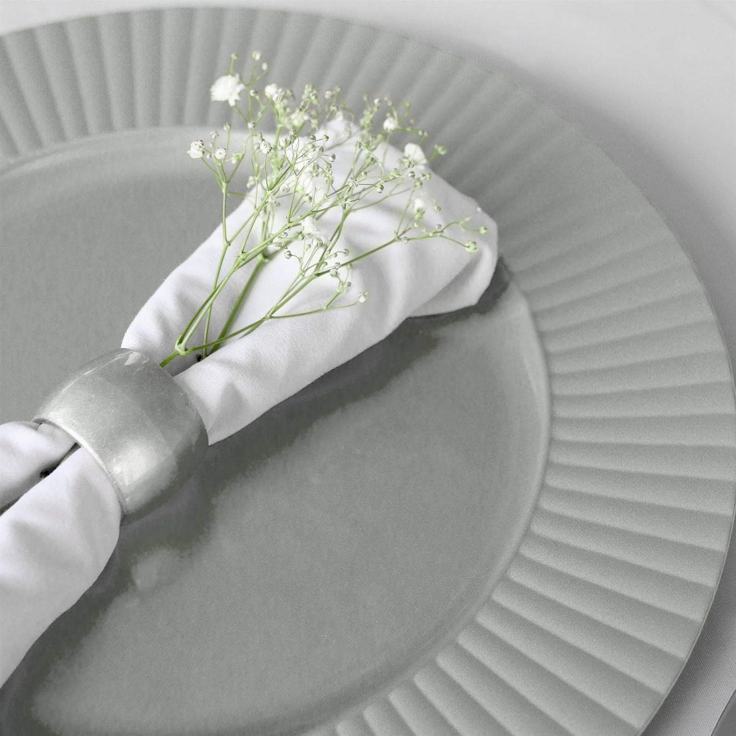 Round Fluted Charger Plates - 33cm - Pack of 6