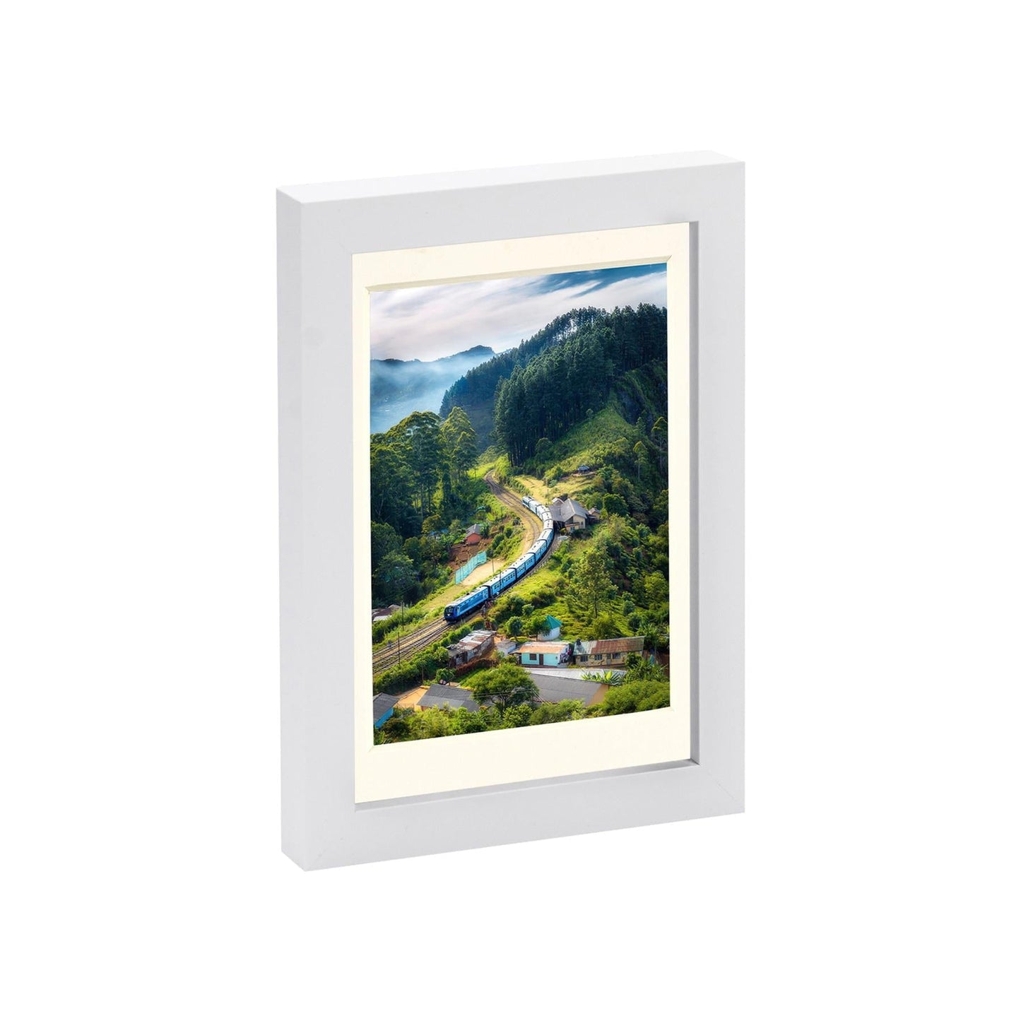 White 5" x 7" Photo Frame with 4" x 6" Mount